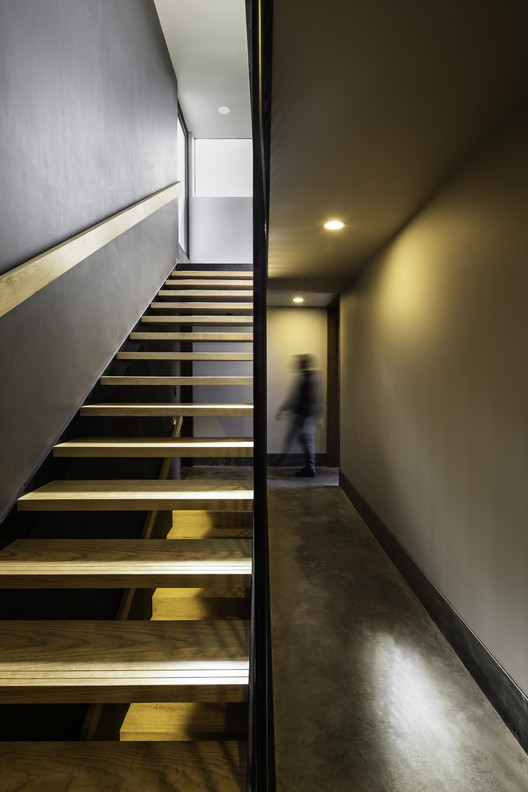 House Between Gardens / MEM Arquitectos House Between Gardens / MEM Arquitectos - Interior Photography, Stairs
