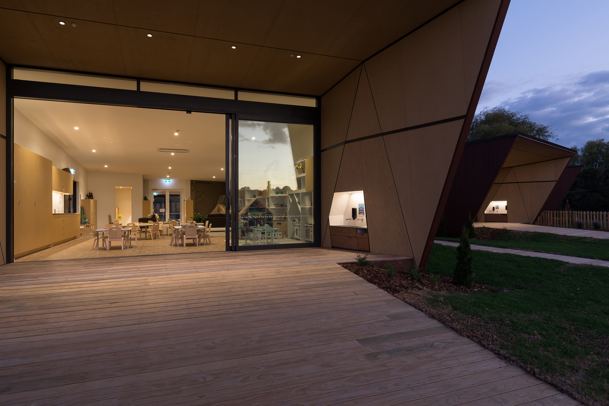 Gallery of Fantails Estate Dairy Flat Childhood Centre / Collingridge