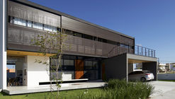 Maikai House / Coletivo de Arquitetos