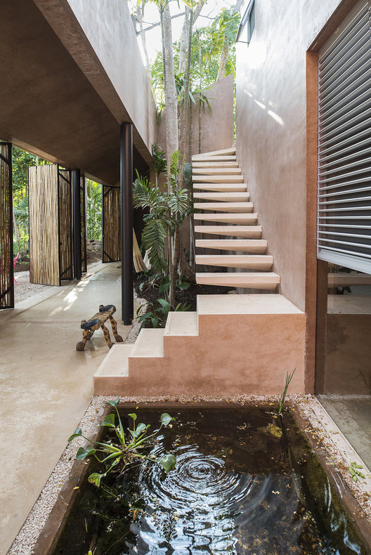 Stairs as a Key Design Element in 15 Works of Mexican Architecture Stairs as a Key Design Element in 15 Works of Mexican Architecture - Image 8 of 16