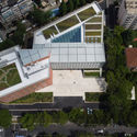 Edifício de Educação Cooperativa Internacional da USST / Le Architects - Escolas