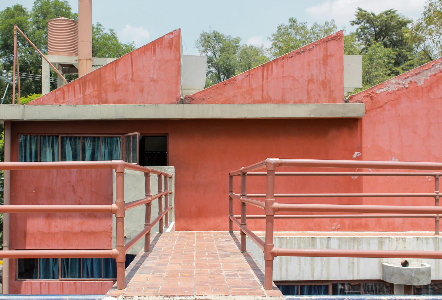 Clássicos da Arquitetura: Casas-Museu de Frida Kahlo e Diego Rivera / Juan O´Gorman - Imagem 4 de 7