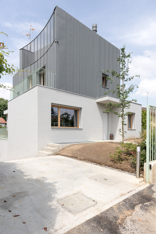 Segrate Villa / O A S I Architects - Exterior Photography, Facade, Concrete