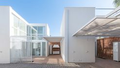 Azaleas Housing Complex / estudioLZ