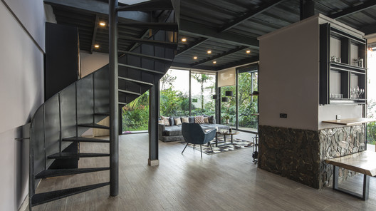 Staircases in Colombia: 18 Projects Where Vertical Circulation Is Essential - Image 9 of 20
