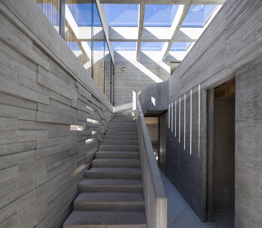 Staircases in Colombia: 18 Projects Where Vertical Circulation Is Essential - Image 3 of 20