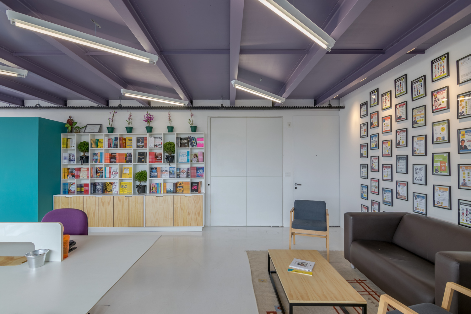 Editora Gente / STUDIO DLUX - Fotografia de Interiores
