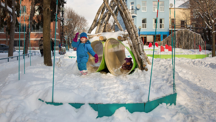 En 2015, la ciudad de Montreal creó el Programa de calles compartidas y solo para peatones (Program d’implantation de rues piétonnes et partagées, o PIRPP) para apoyar a los distritos en la implementación de proyectos de peatonalización. Imagen © Mélanie Dusseault-City of Montreal