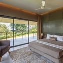 Home on the Hill / Arun Nalapat Architects - Interior Photography, Bedroom, Table