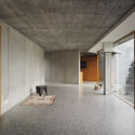 Casa particular en Thusis / Angela Deuber Architects - Fotografía interior, Concreto