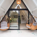 M&K A字形木屋 / MICHERON STUDIO - 室内图, 度假小屋, 卧室, 床
