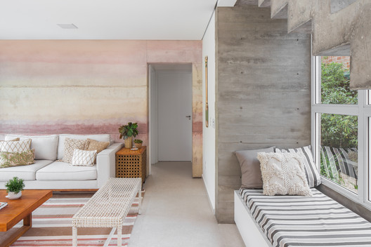 Brazilian Interiors: 21 Projects with Exposed Concrete - Image 9 of 23