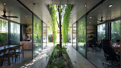 SKB house / Chong Chóng Architecture