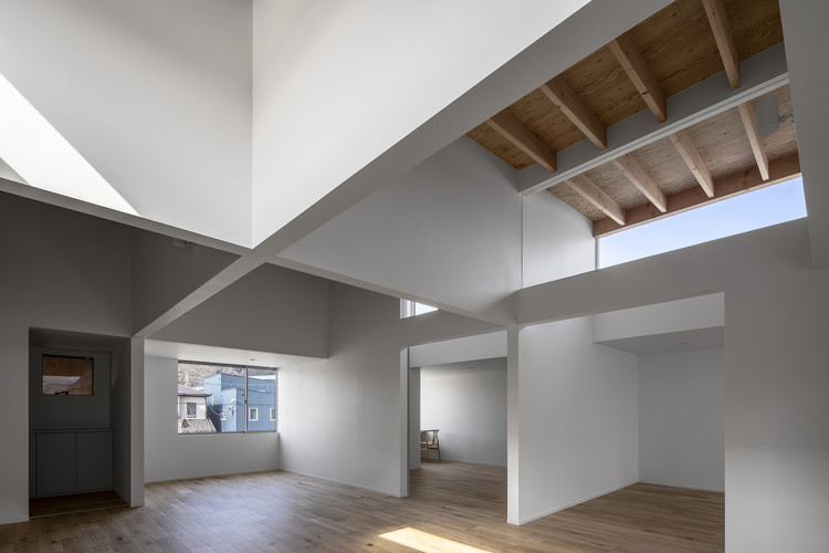 House in Miashi / Daisaku Hanamoto Architect & Associates - Interior Photography, Windows, Facade, Beam