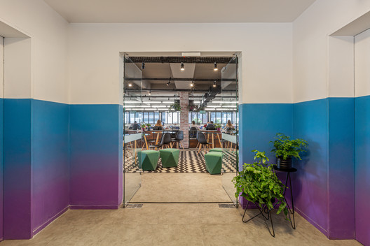 Escritório Docket  / Livia Dalmaso Arquitetura - Fotografia de Interiores, Cadeira