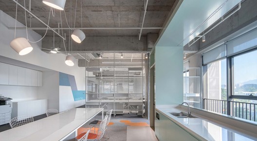 咻享智能总部办公 / XYZ设计工作室 - 室内图, 厨房