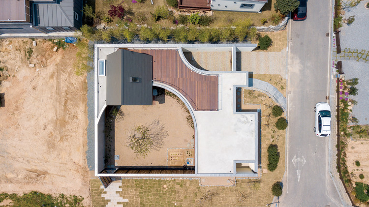 瓦尔登之屋，内向庭院 / Formative Architects - 建筑图, 拱