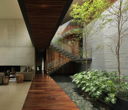 Bridges and Walkways to Connect Spaces: 15 Examples in Latin American Projects Bridges and Walkways to Connect Spaces: 15 Examples in Latin American Projects - Image 7 of 31