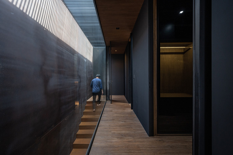 V60 House / WARchitect - Interior Photography, Stairs