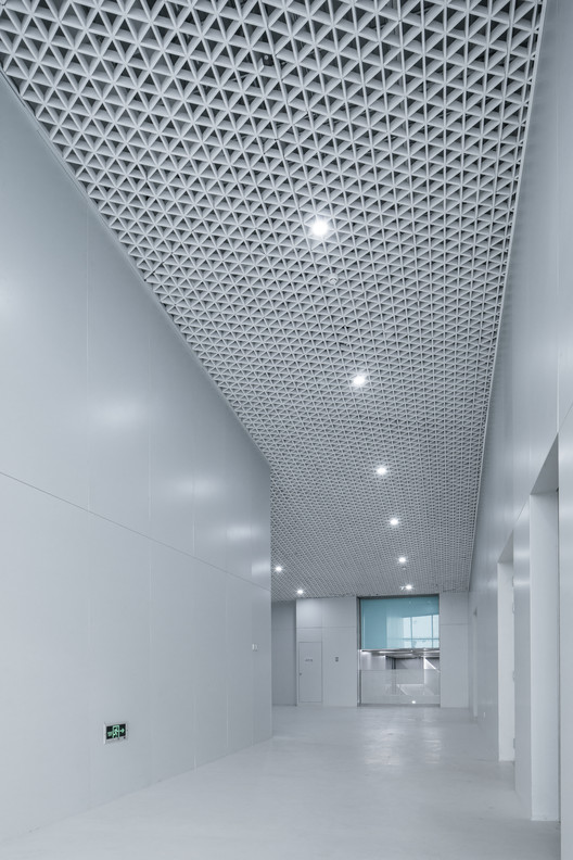 BIT Sports Center / Atelier Alter Architects - Interior Photography