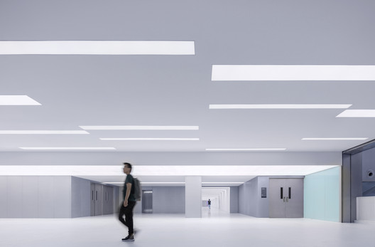 BIT Sports Center / Atelier Alter Architects - Interior Photography