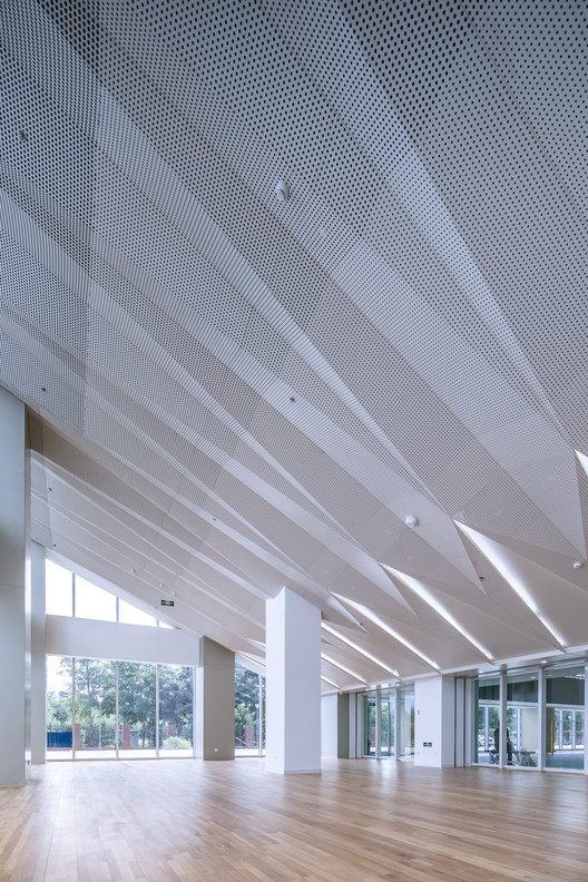 BIT Sports Center / Atelier Alter Architects - Interior Photography