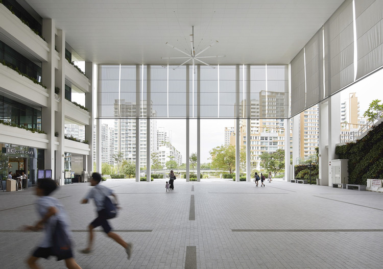 Living in Community: 13 Projects That Promote Shared Spaces - Image 10 of 14