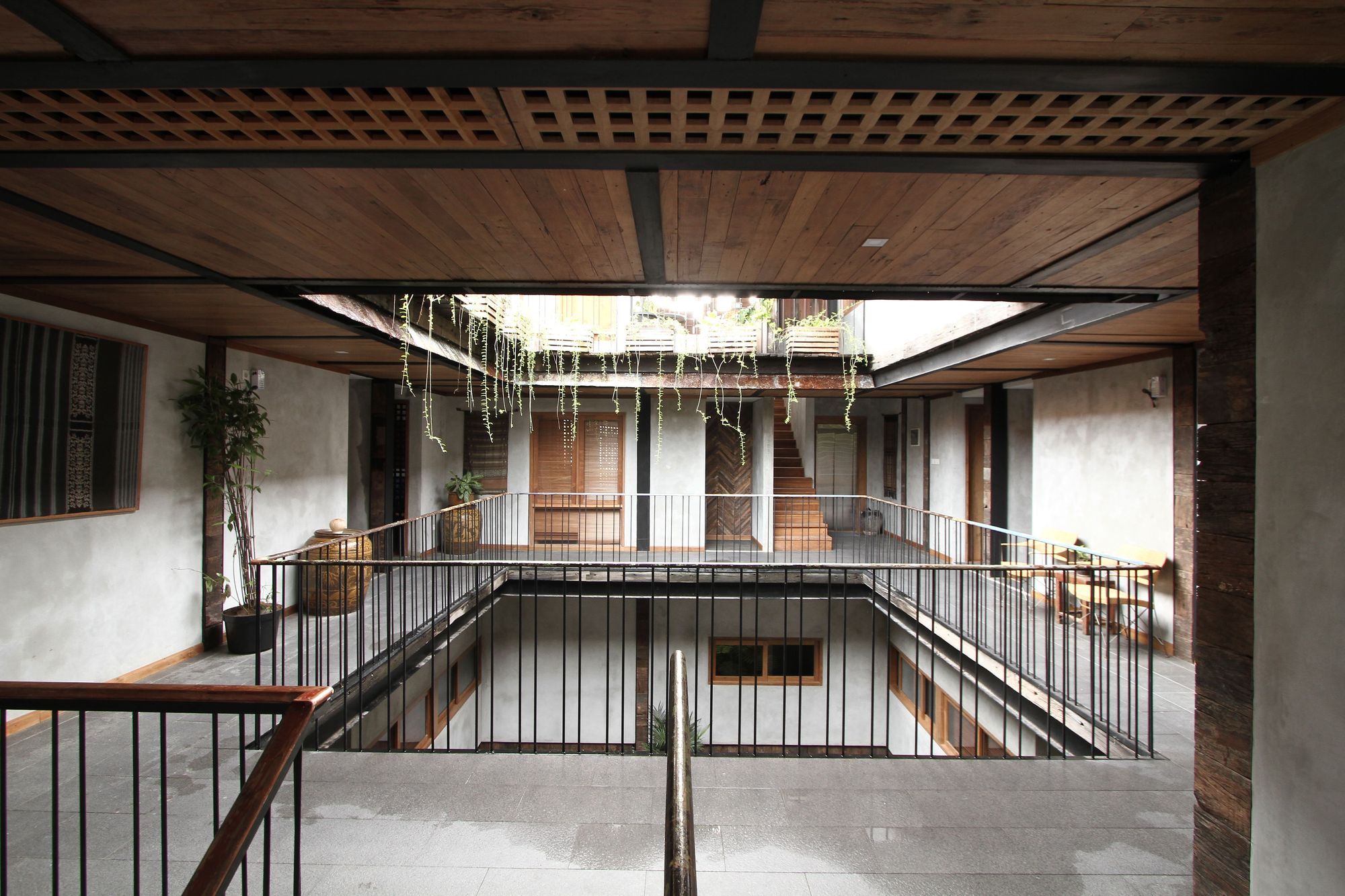 Galería de Ruang Tekuni / DDAP Architect - 3
