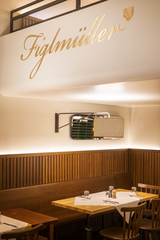 Gasthaus Figlmüller Bäckerstraße Restaurant / BWM Architekten Gasthaus Figlmüller Bäckerstraße Restaurant / BWM Architekten - Interior Photography