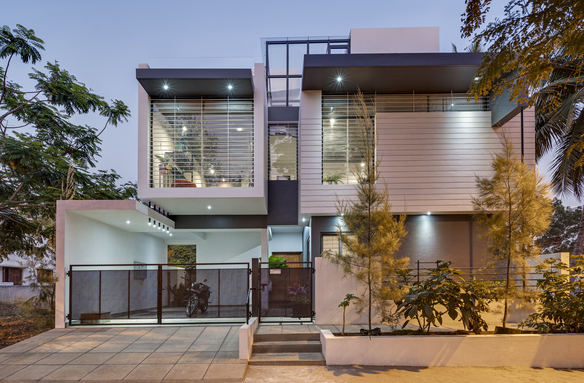 Gallery of The Elemental / Ashwin Architects - 8