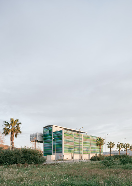 Edifício Sócrates Viladecans / Picharchitects/Pich-Aguilera Edifício Sócrates Viladecans / Picharchitects/Pich-Aguilera - Fotografia de Exterior