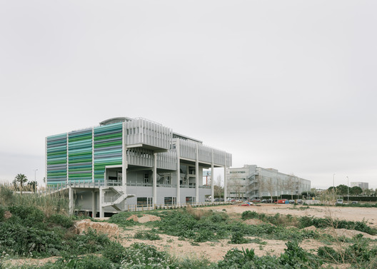 Edifício Sócrates Viladecans / Picharchitects/Pich-Aguilera Edifício Sócrates Viladecans / Picharchitects/Pich-Aguilera - Fotografia de Exterior