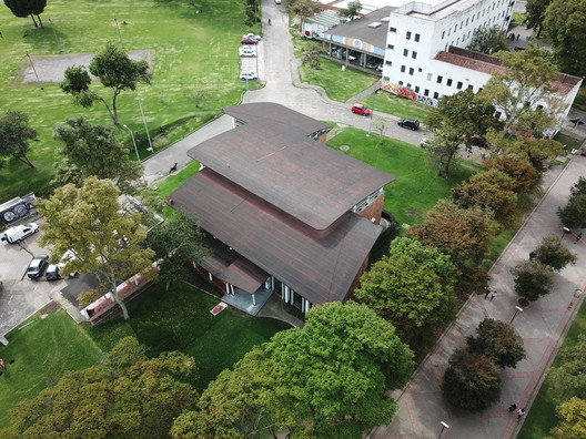 Leopoldo Rother: Modern Public Architecture in Colombia - Image 10 of 15