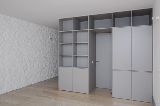 São Marcos House / António Pedro Faria - Interior Photography, Closet, Door