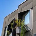 “Double Side”- Shimigiah Residential Apartment  / Ashari Architects - Exterior Photography, Apartment Interiors, Facade