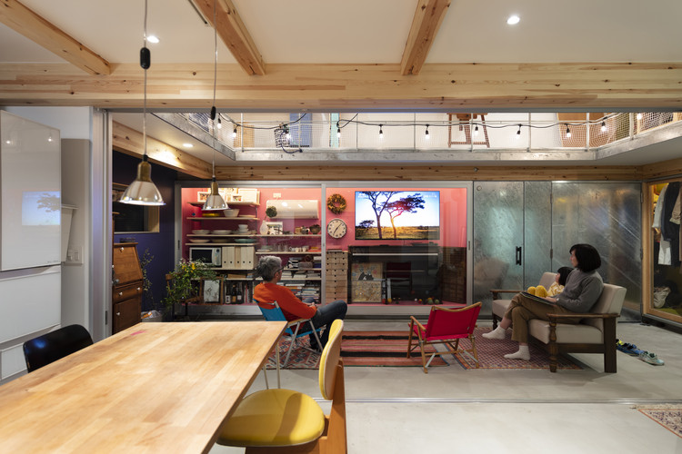 Open Sky House / Yoshitaka Suzuki and Associates - Interior Photography, Kitchen, Table, Chair