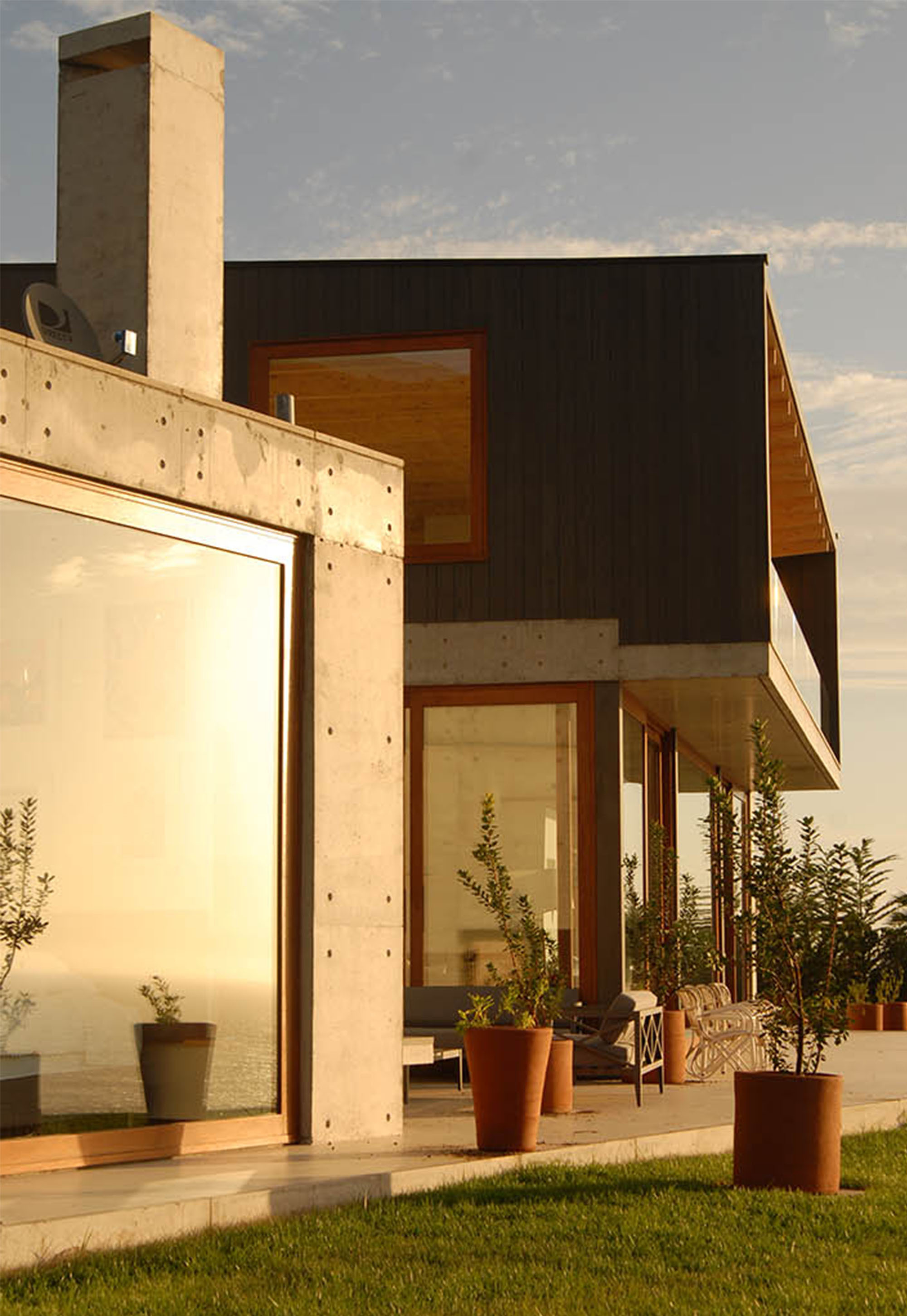 Galería de Casa El Pangue / José Ignacio Valdivieso + José Domingo