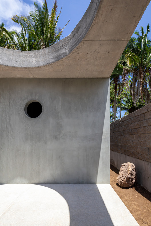 Bangalô Litibú / PALMA - Fotografia de Exterior, Concreto