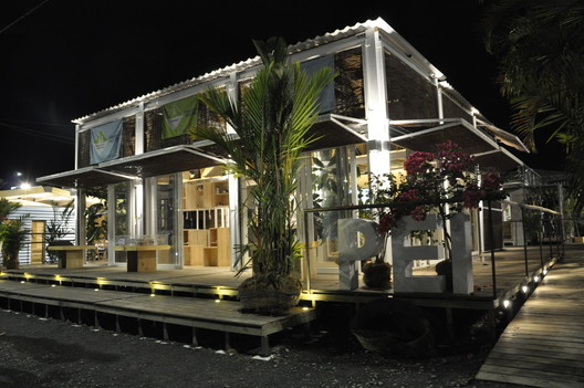 Green Machine: Adaptable Modular Social Housing Prototype - Image 11 of 63