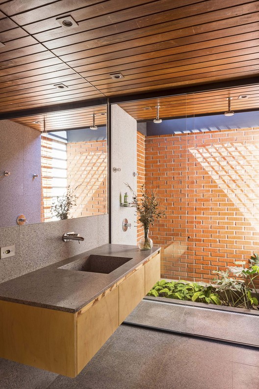 Casa Vila Rica / BLOCO Arquitetos. Imagem: © Haruo Mikami