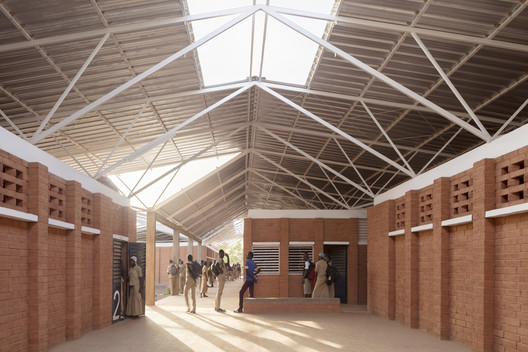 Secondary School and Auxiliary Buildings of Bangre Veenem School Complex / Albert Faus - Interior Photography