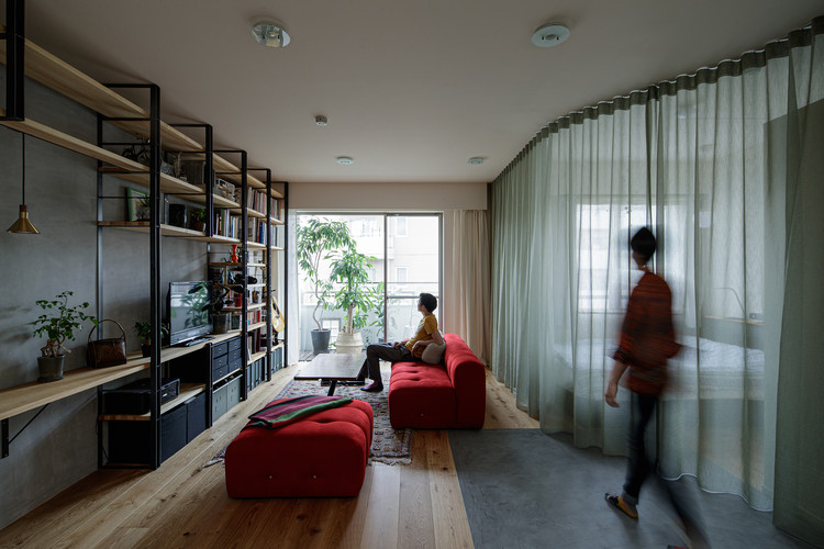 Maravilla de una habitación / Yota Hokibara + Tomoyo Hokibara Architects - Fotografía interior, Interiores De Apartamentos