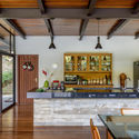 House in Vale das Videiras / Rodrigo Simão Arquitetura - Interior Photography, Kitchen, Table, Beam, Chair