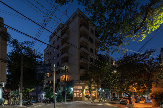 Pistor Artisanal Bakery / Estúdio Artigas - Exterior Photography