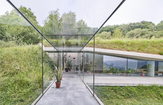 Underground Architecture in Ibero-America: 9 Projects That Relate to Their Surroundings - Image 9 of 33