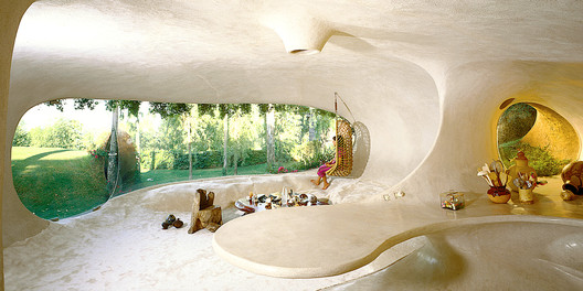 Underground Architecture in Ibero-America: 9 Projects That Relate to Their Surroundings - Image 20 of 33