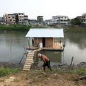 Hábitat Flotante Productivo Refugio del Pescador / Natura Futura + Juan Carlos Bamba - Fotografía exterior, Casas