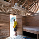 Hábitat Flotante Productivo Refugio del Pescador / Natura Futura + Juan Carlos Bamba - Fotografía interior, Casas, Fijación Vigas