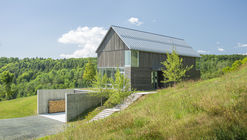 Bank Barn / Birdseye
