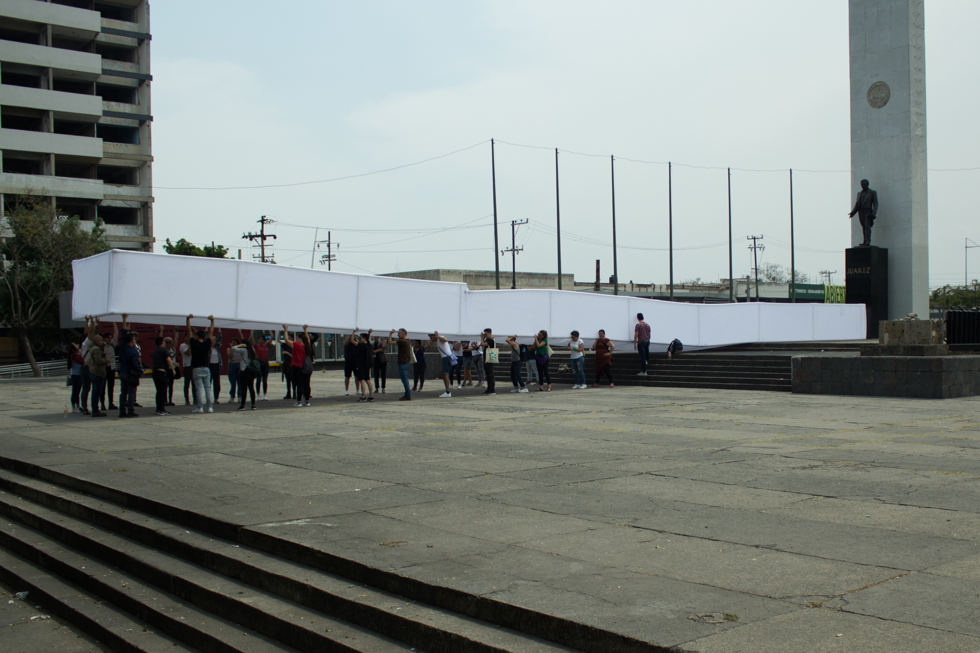 Monumentos Horizontales una intervención participativa en Guadalajara, México ArchDaily en Monumentos Horizontales una intervención participativa en Guadalajara, México ArchDaily en